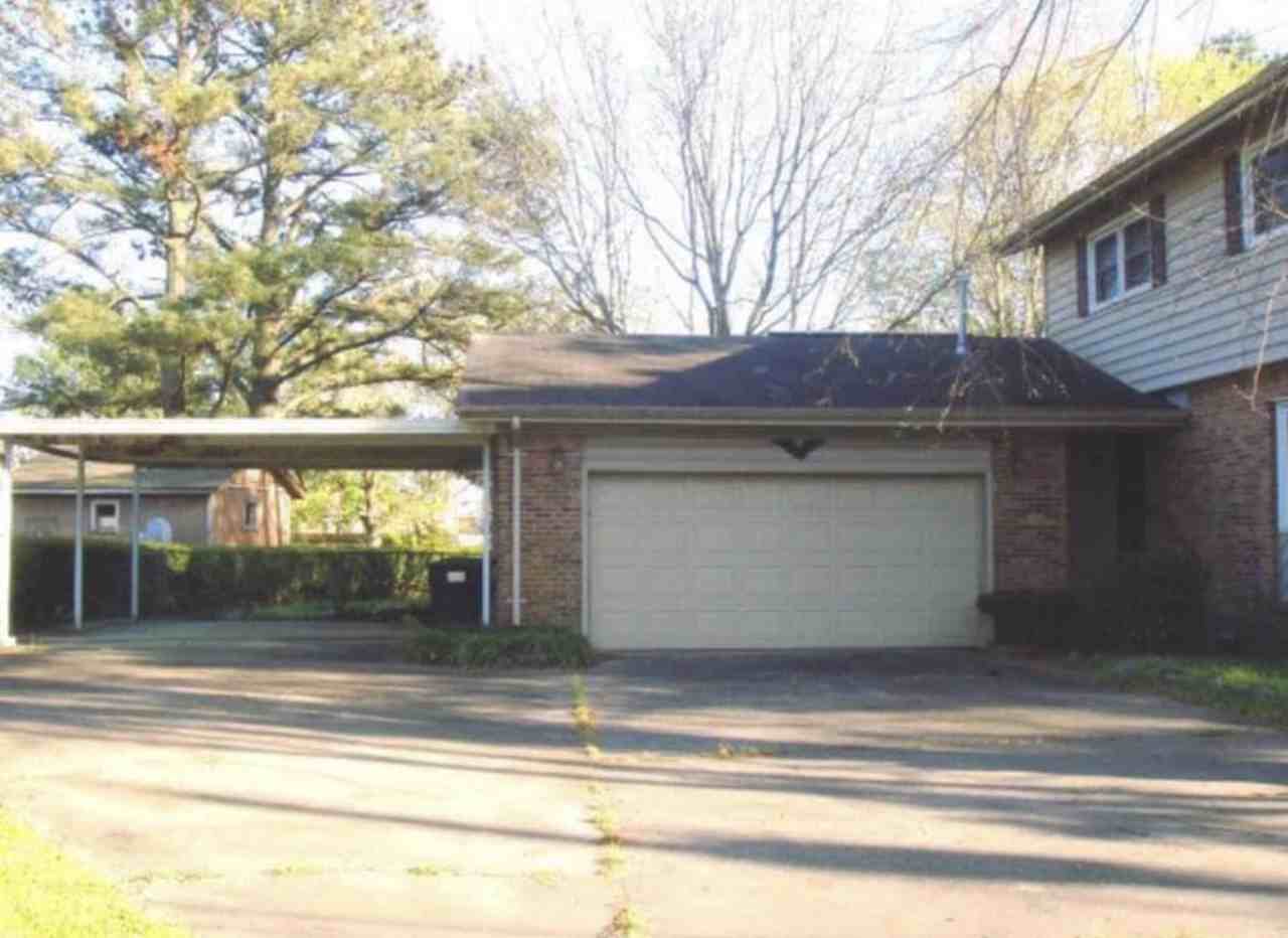 1708 Aydlett Cir - Photo 3 of 3