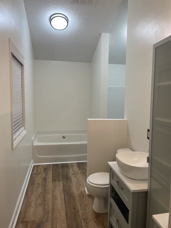 1000 Flintwood Ct #1000 - Photo 3 of 12