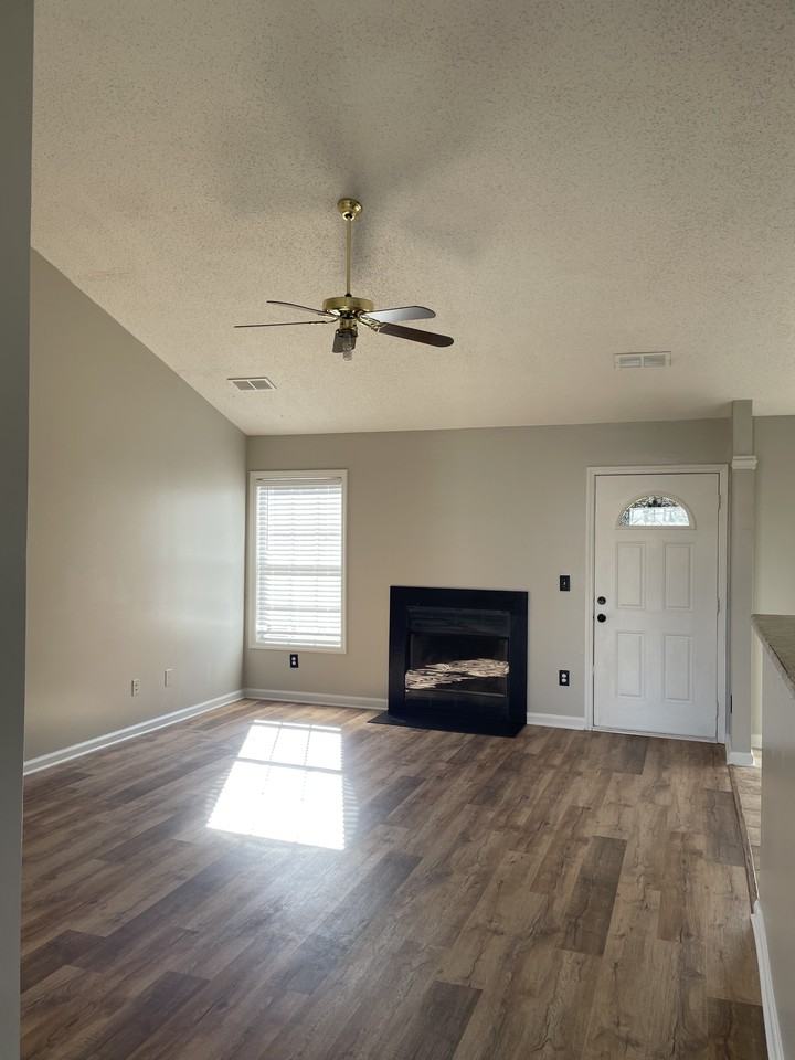 1000 Flintwood Ct #1000 - Photo 5 of 12