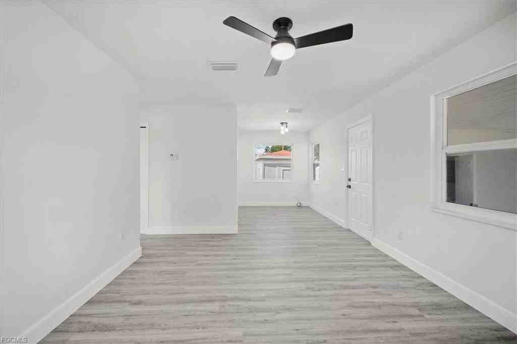 1644 Pawnee St - Photo 5 of 17