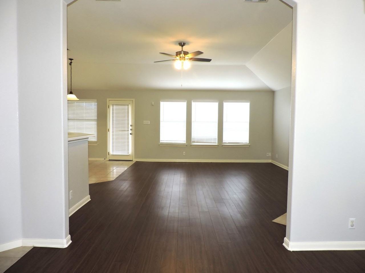 617 Kingston Lacy Blvd - Photo 2 of 25