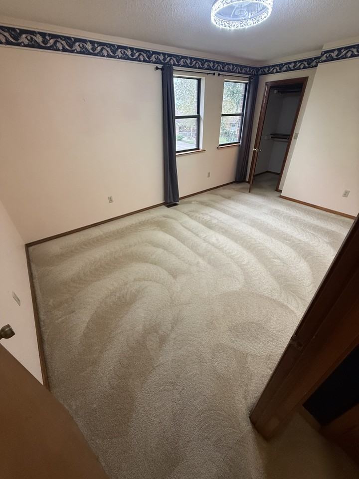 909 Dere Bere Dr - Photo 3 of 4