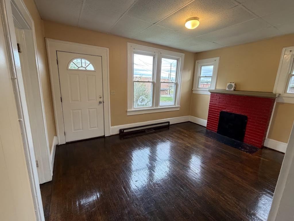 315 1st St Sw - Photo 2 of 9