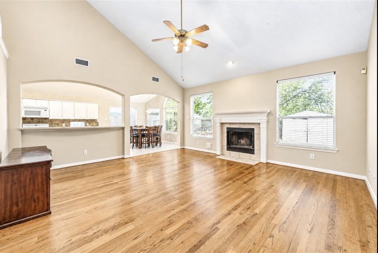 3835 Heritage Colony Dr - Photo 5 of 33