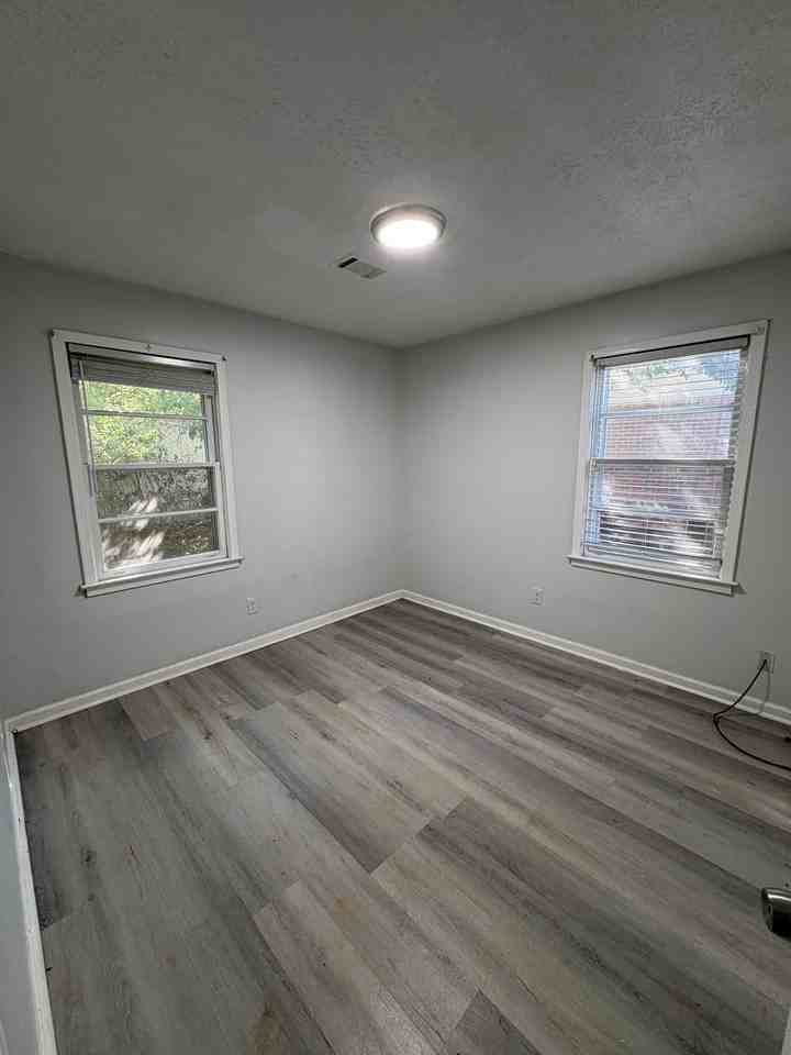 1742 Champion St - Photo 5 of 8