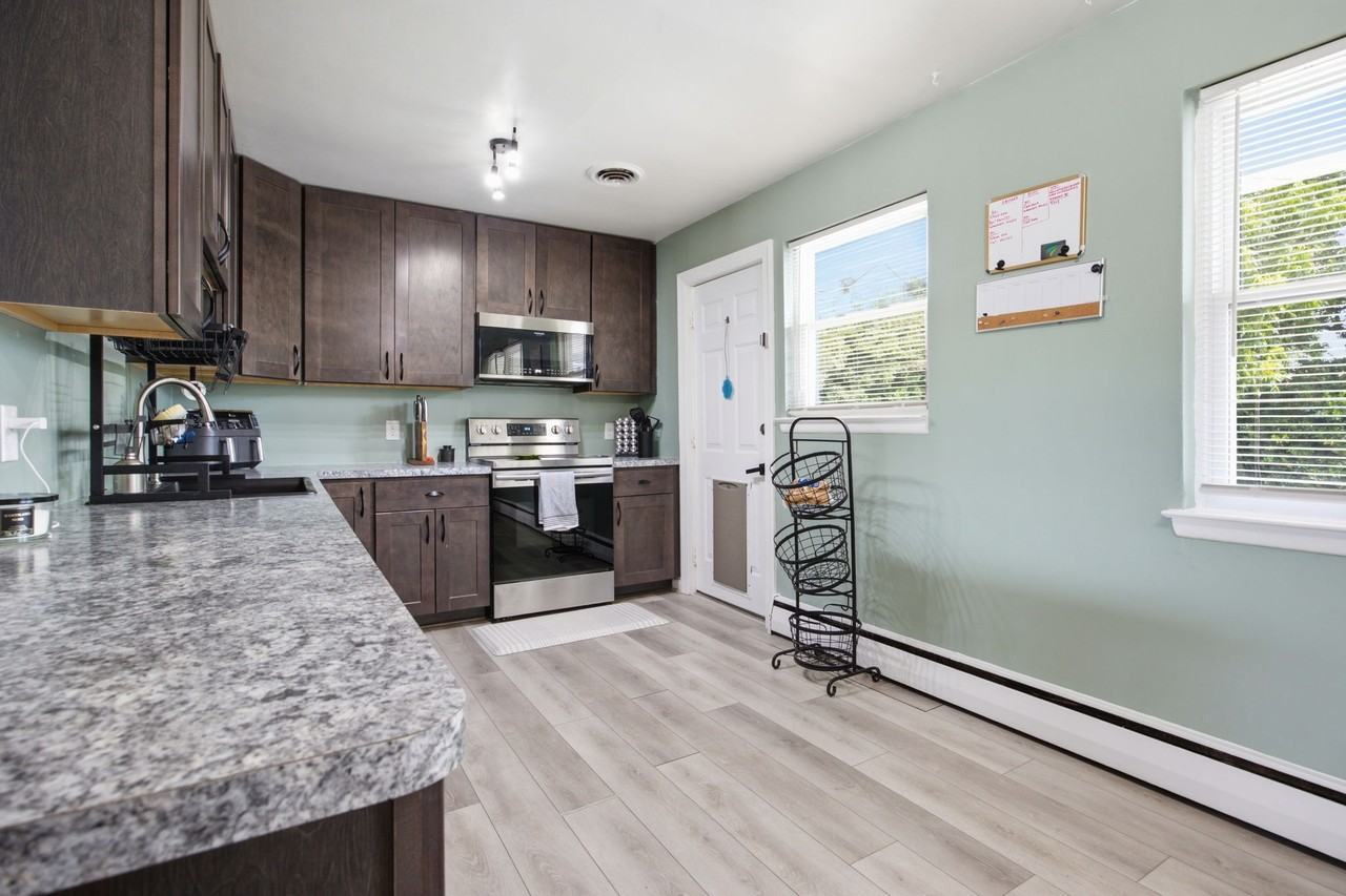 2536 E Little Creek Rd - Photo 5 of 27