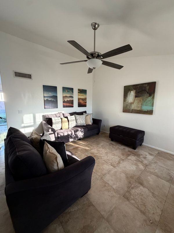 18413 N 8th Pl - Photo 5 of 17