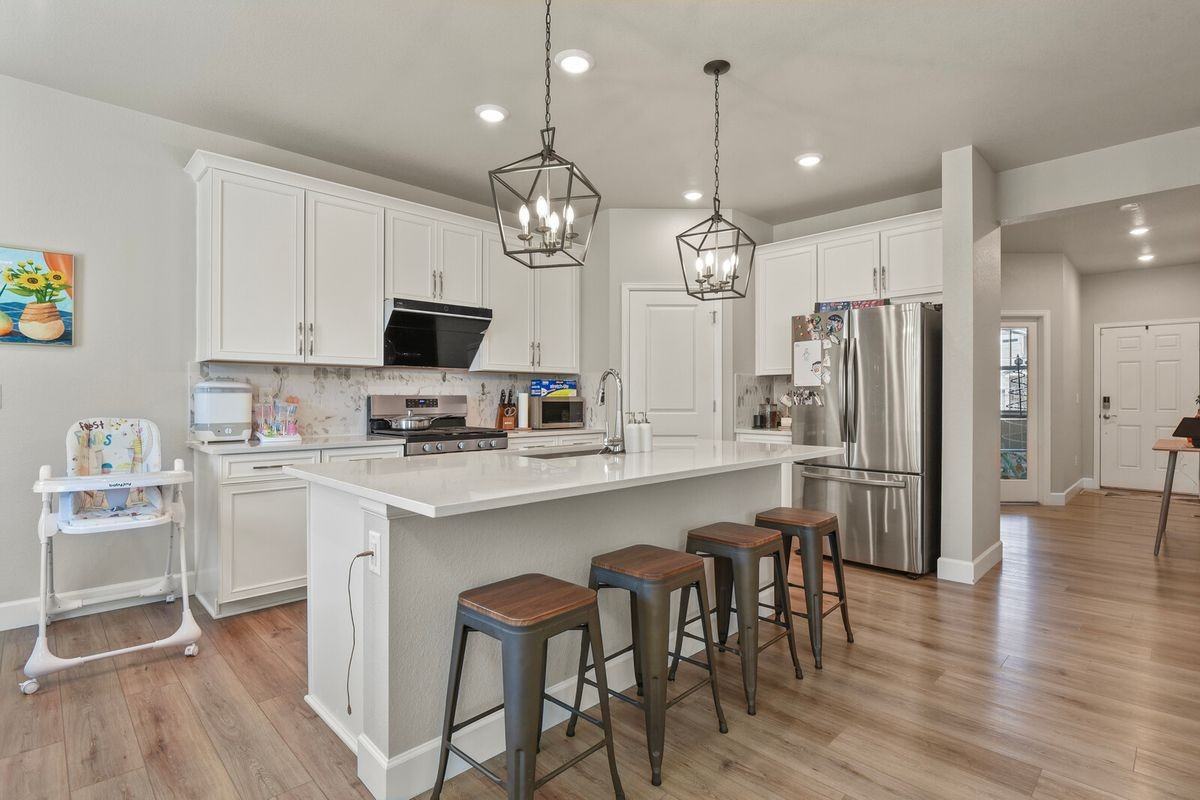 13386 Waterthrush St - Photo 3 of 34