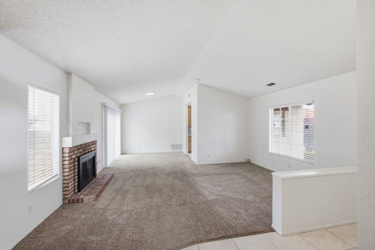 12857 Cobalt Rd - Photo 3 of 16