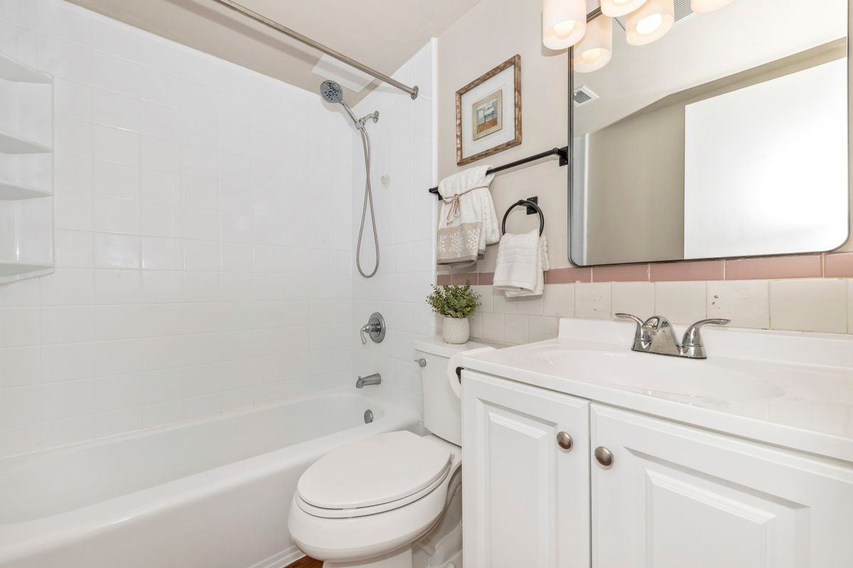 3411 University Blvd W - Photo 5 of 9