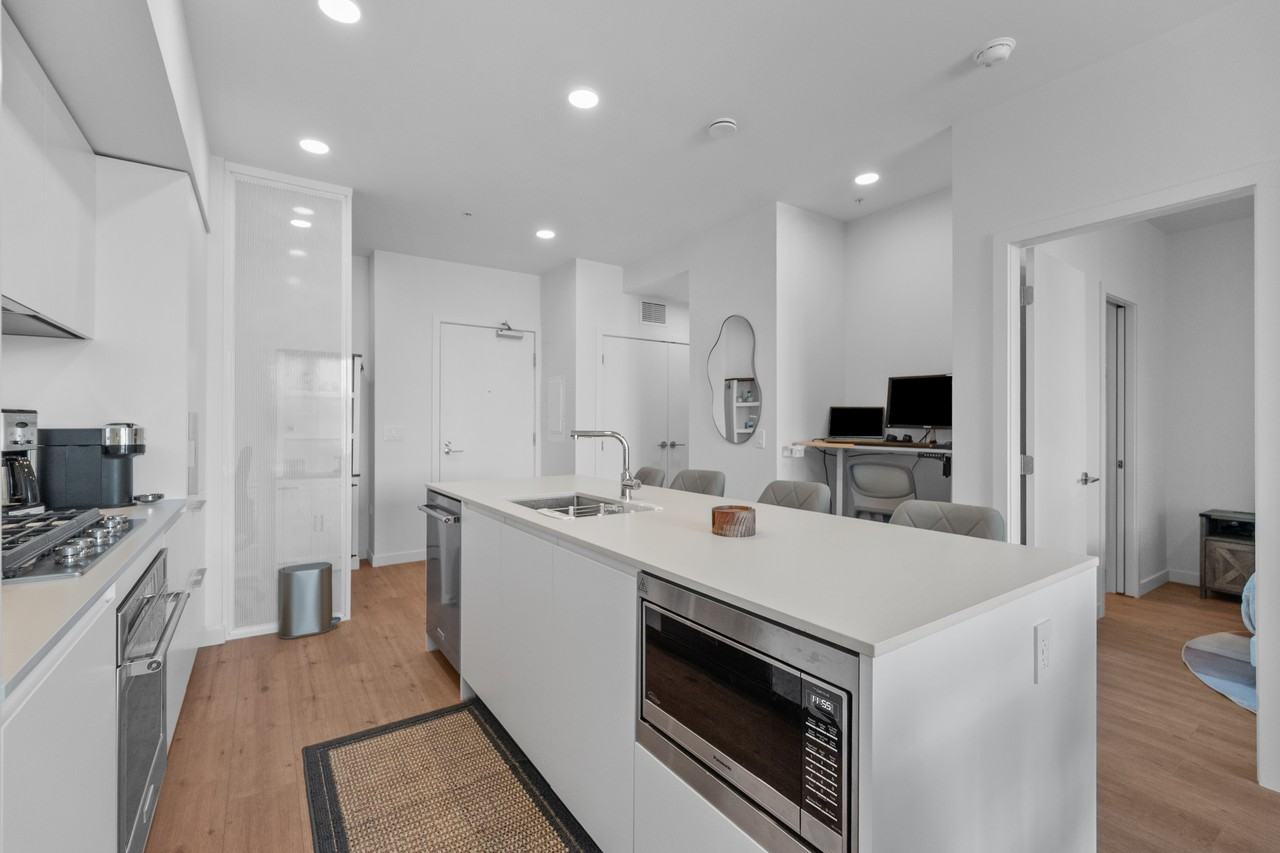 1500 Scott Crescent #411 - Photo 5 of 42