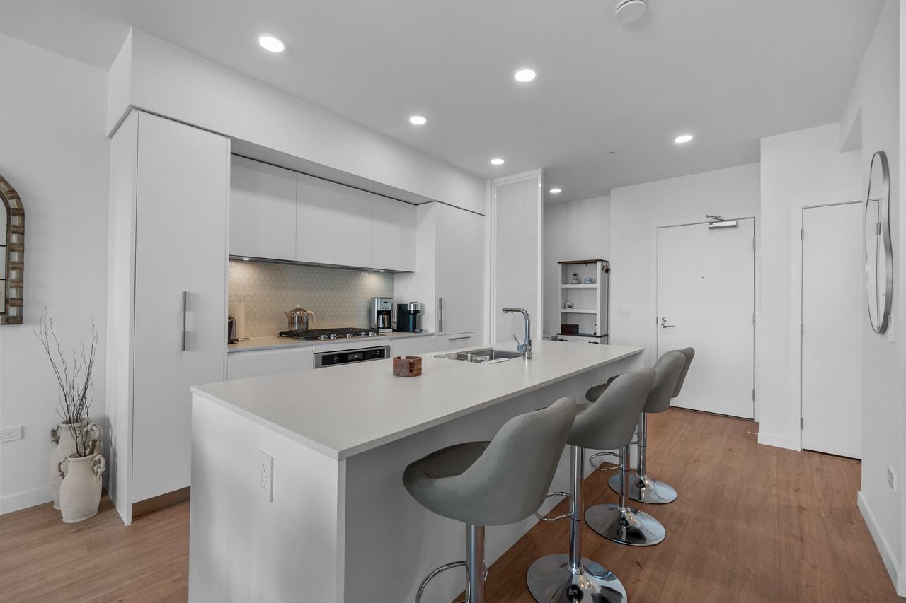 1500 Scott Crescent #411 - Photo 4 of 42