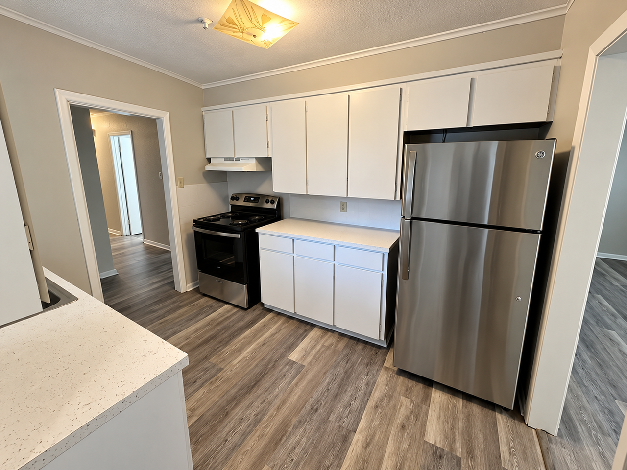 1717 Alison Ave - Photo 6 of 20