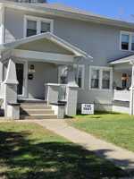 featured image of 35 S Grand Ave