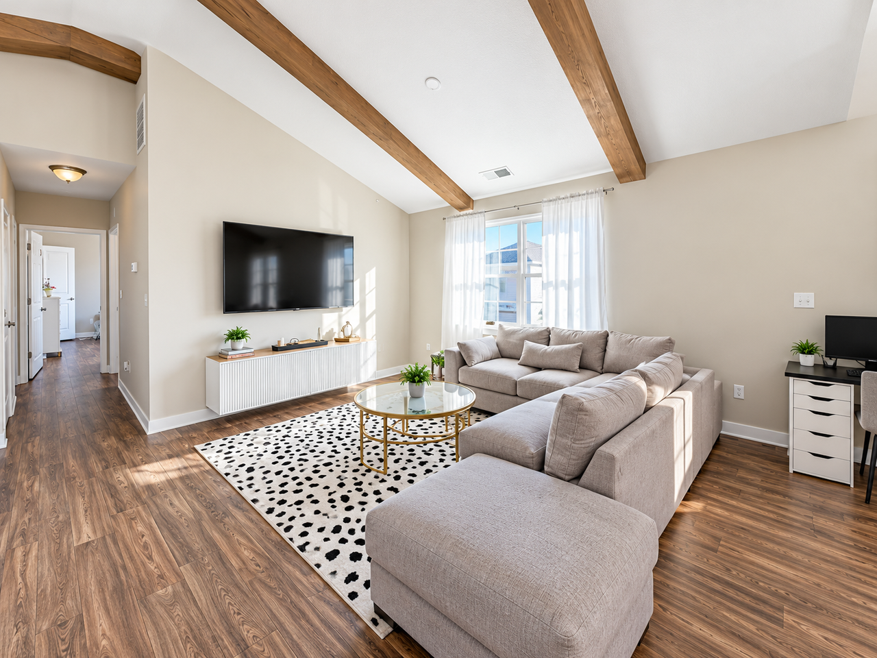 312 Fishers Ct #1 - Photo 4 of 12
