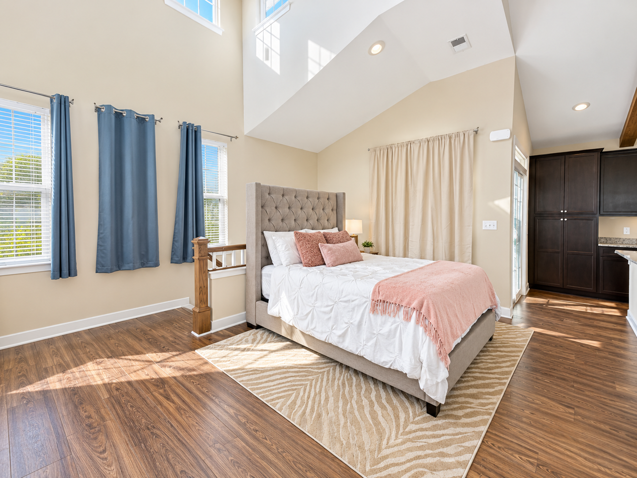 312 Fishers Ct #1 - Photo 6 of 12