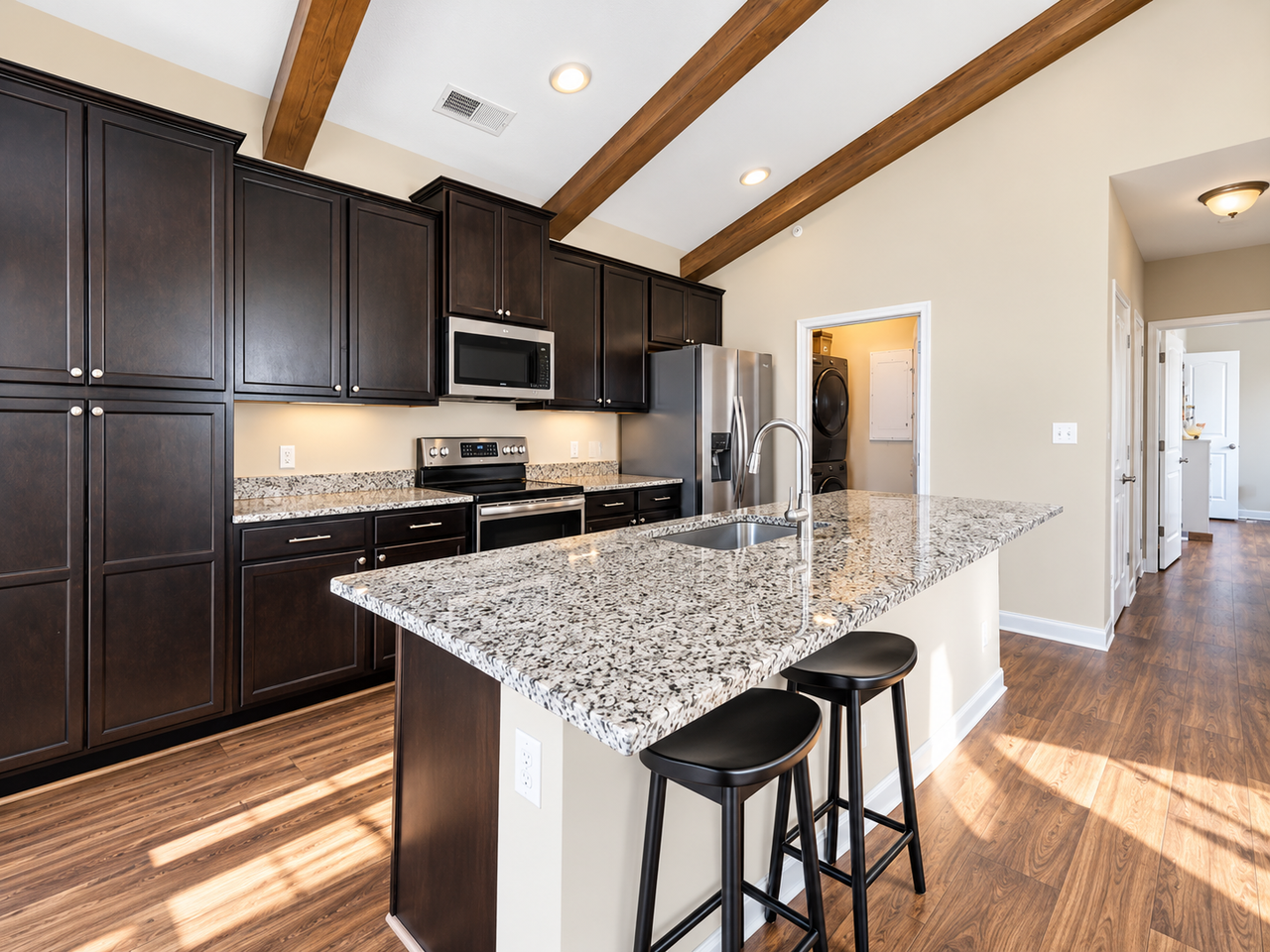 312 Fishers Ct #1 - Photo 7 of 12