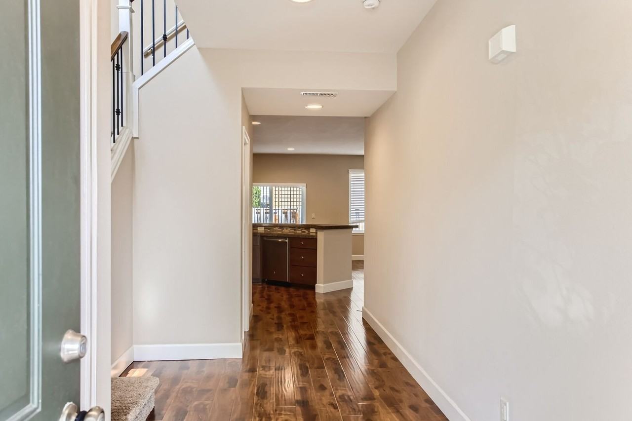 6317 Ne Sherborne St - Photo 4 of 28