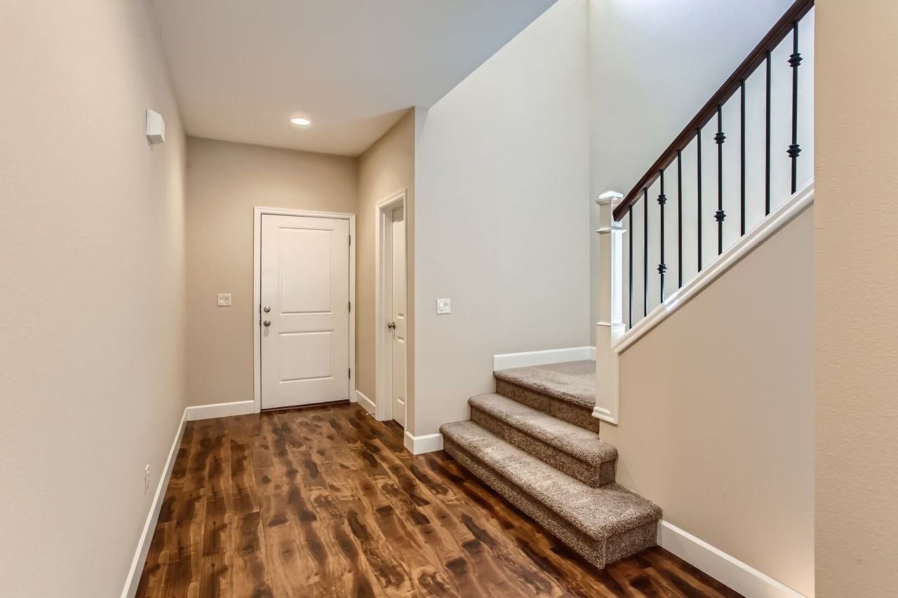 6317 Ne Sherborne St - Photo 5 of 28