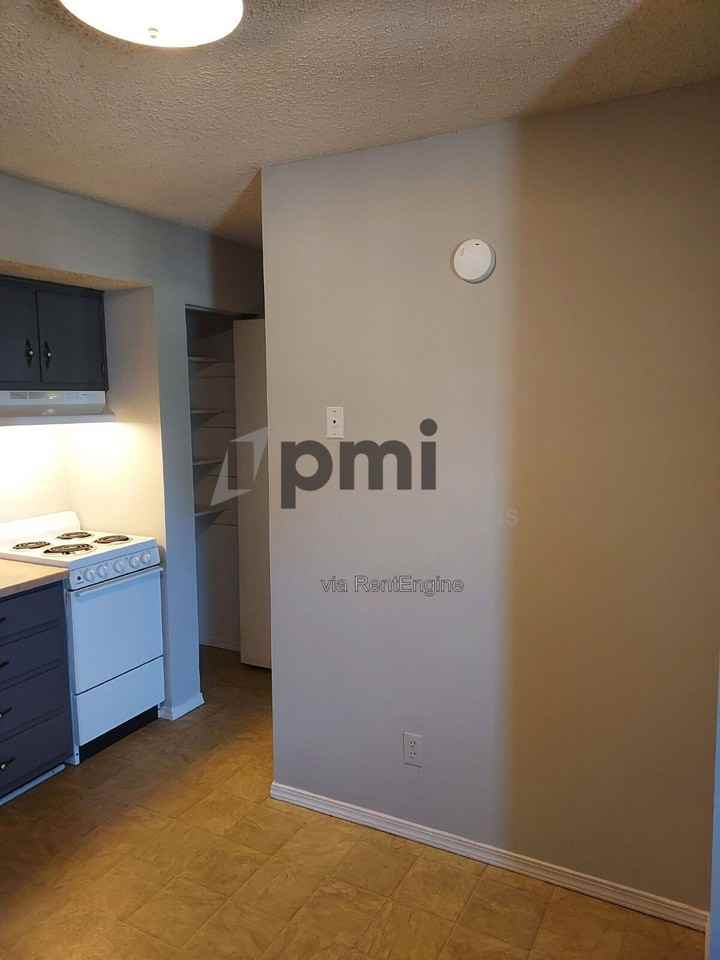 465 E Main St #16 - Photo 7 of 22