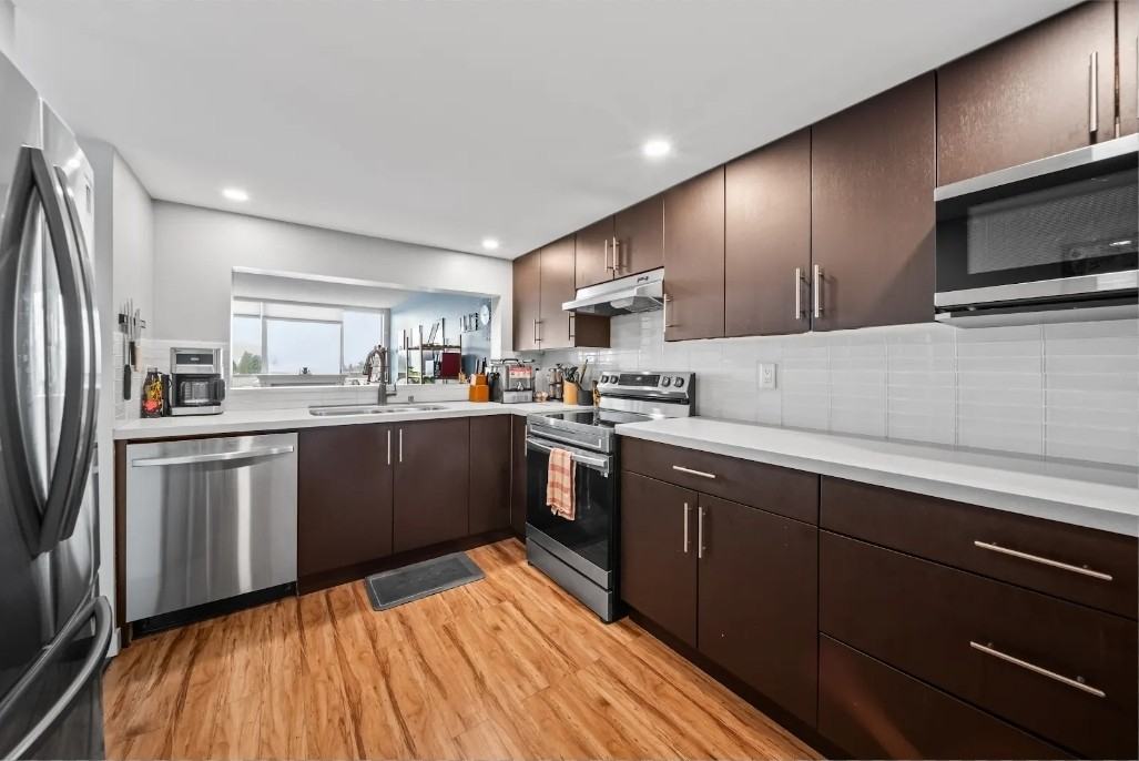 14881 103A Avenue - Photo 2 of 5