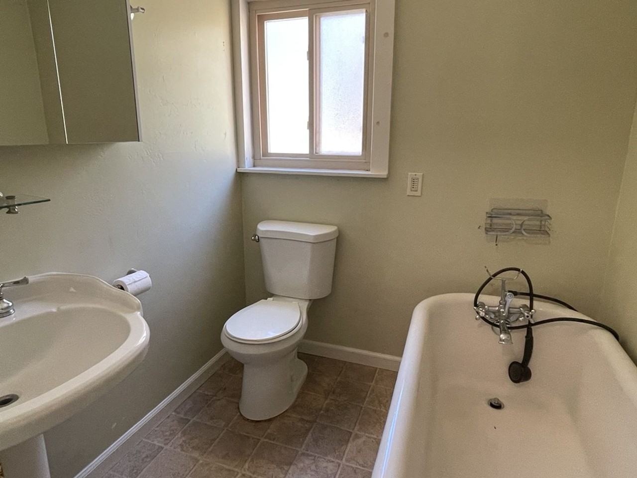72 4th St - Photo 6 of 12