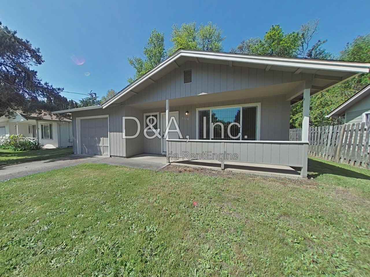 2170 Se Ryan St - Photo 2 of 23