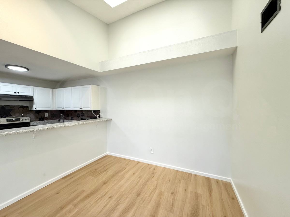 4446 E Darrel Rd - Photo 5 of 15