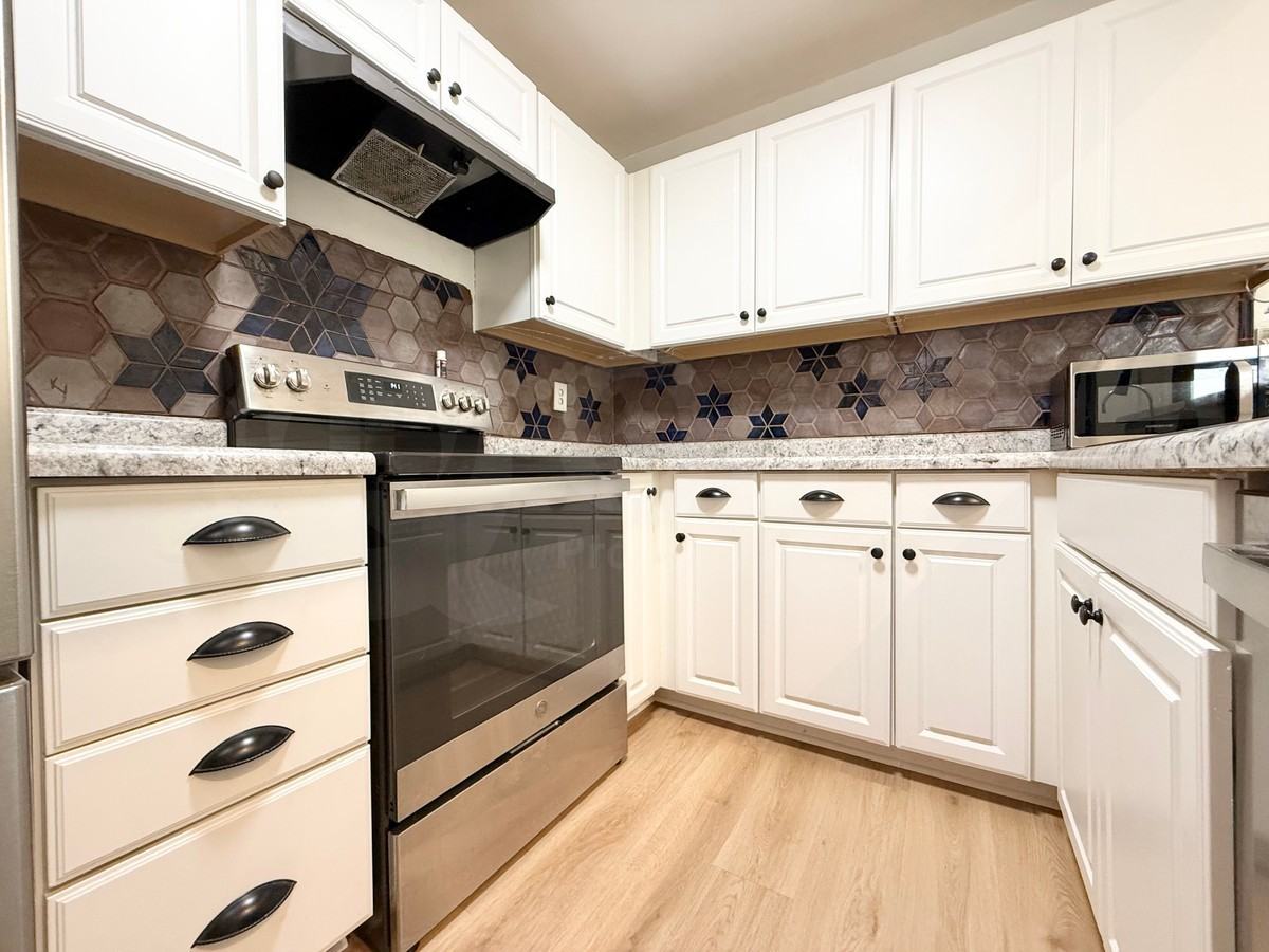 4446 E Darrel Rd - Photo 7 of 15
