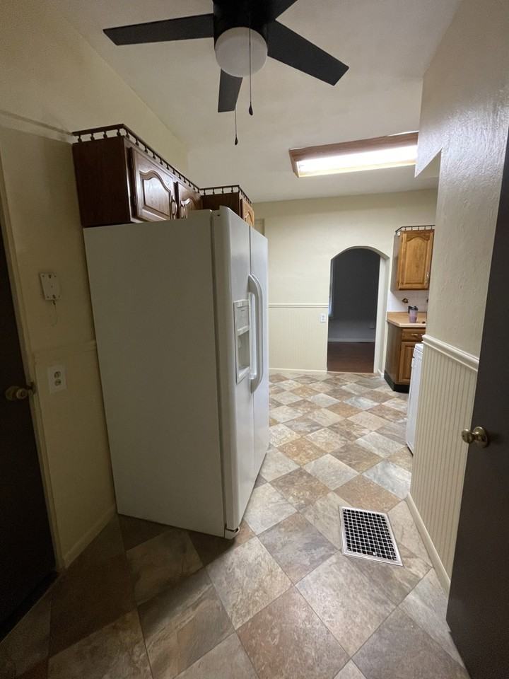 3719 Marine Ave - Photo 6 of 22
