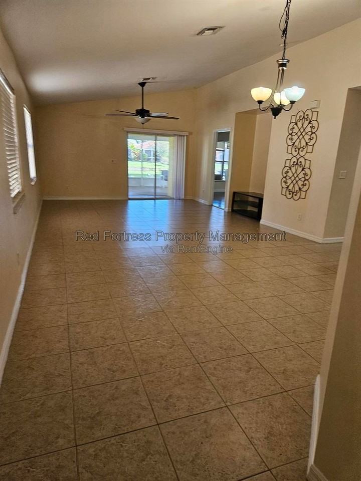 9312 Aegean Cir - Photo 2 of 13