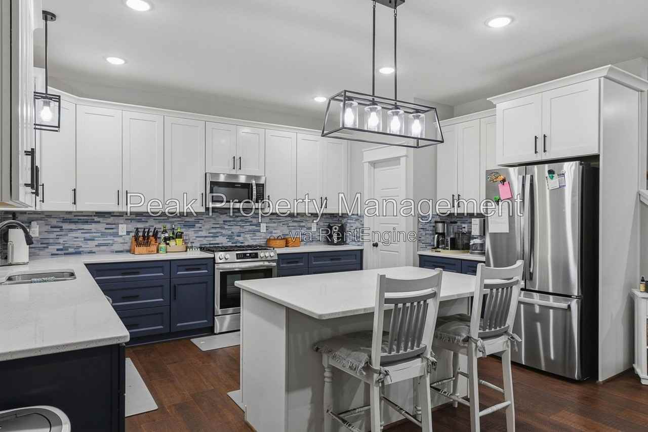 14913 Tosh Ct - Photo 7 of 34