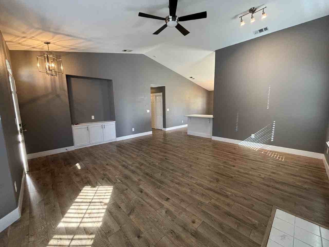 4612 Reflection Ave - Photo 4 of 20