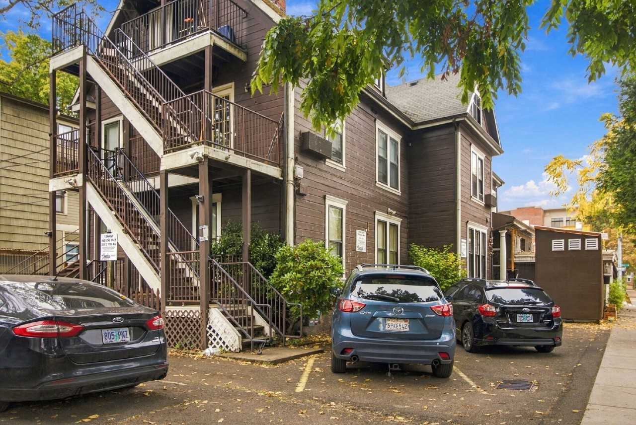388 E 11th Ave - Photo 4 of 28