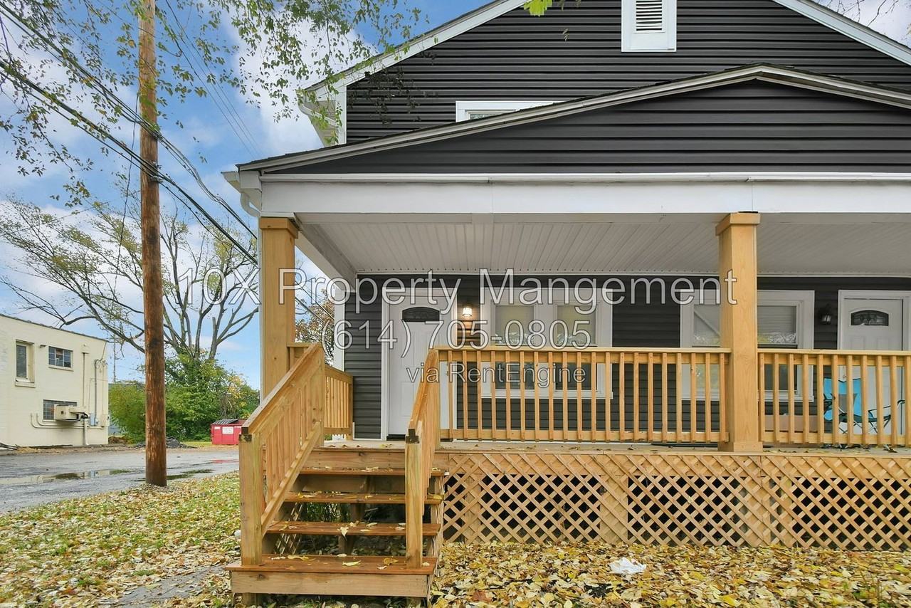 704 N Dawson Ave - Photo 4 of 24