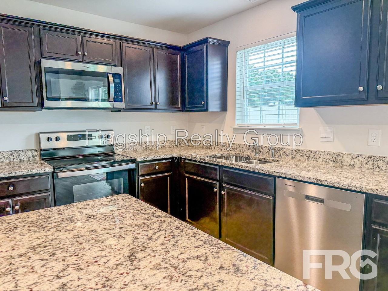1917 Rolling Meadows Dr - Photo 6 of 44