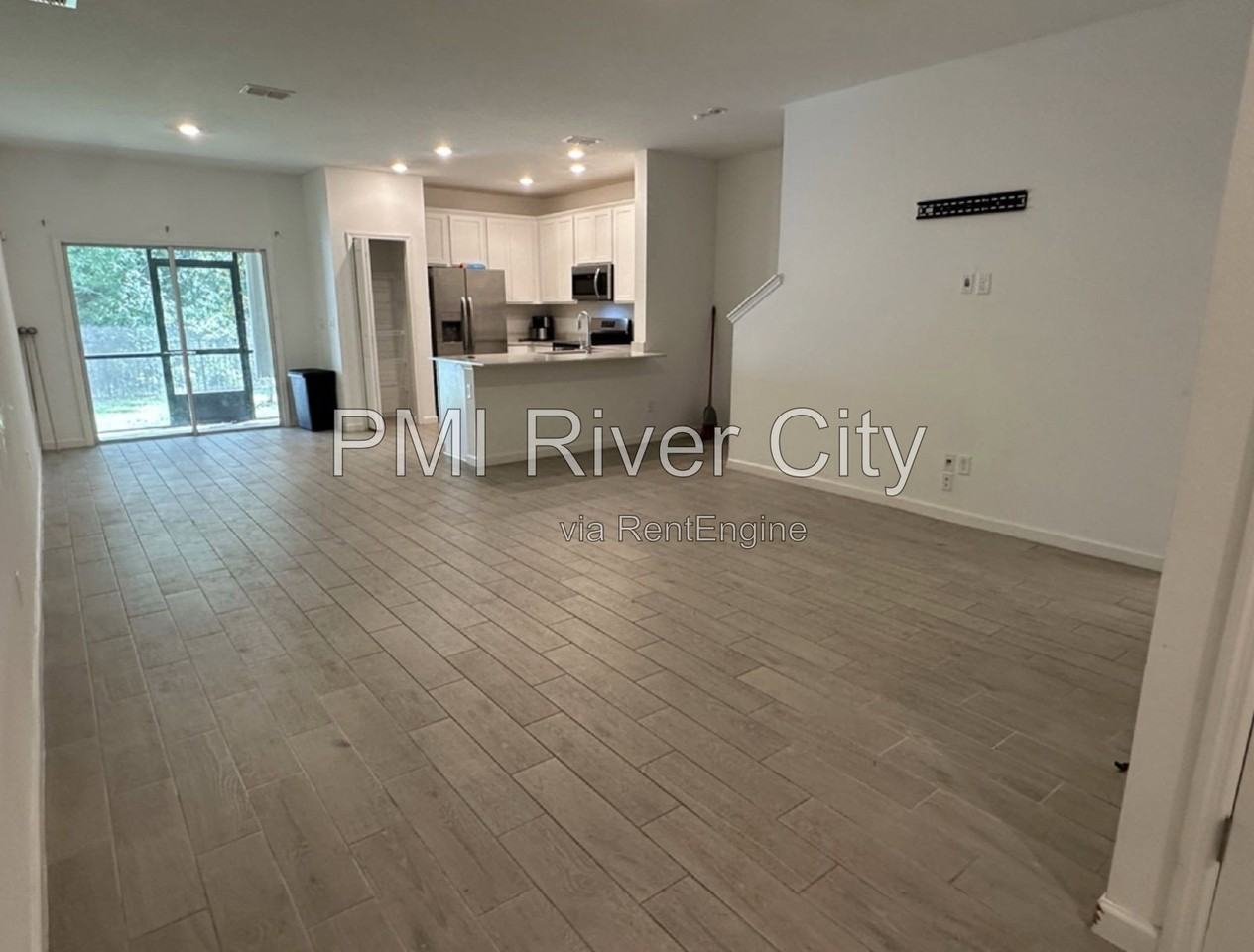 4298 Leeward Breeze Loop - Photo 3 of 9