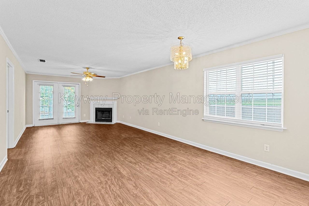 4472 Misty Cove Ct - Photo 5 of 20