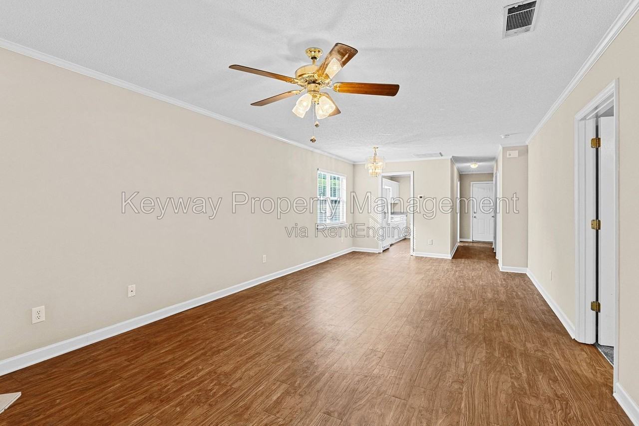 4472 Misty Cove Ct - Photo 6 of 20