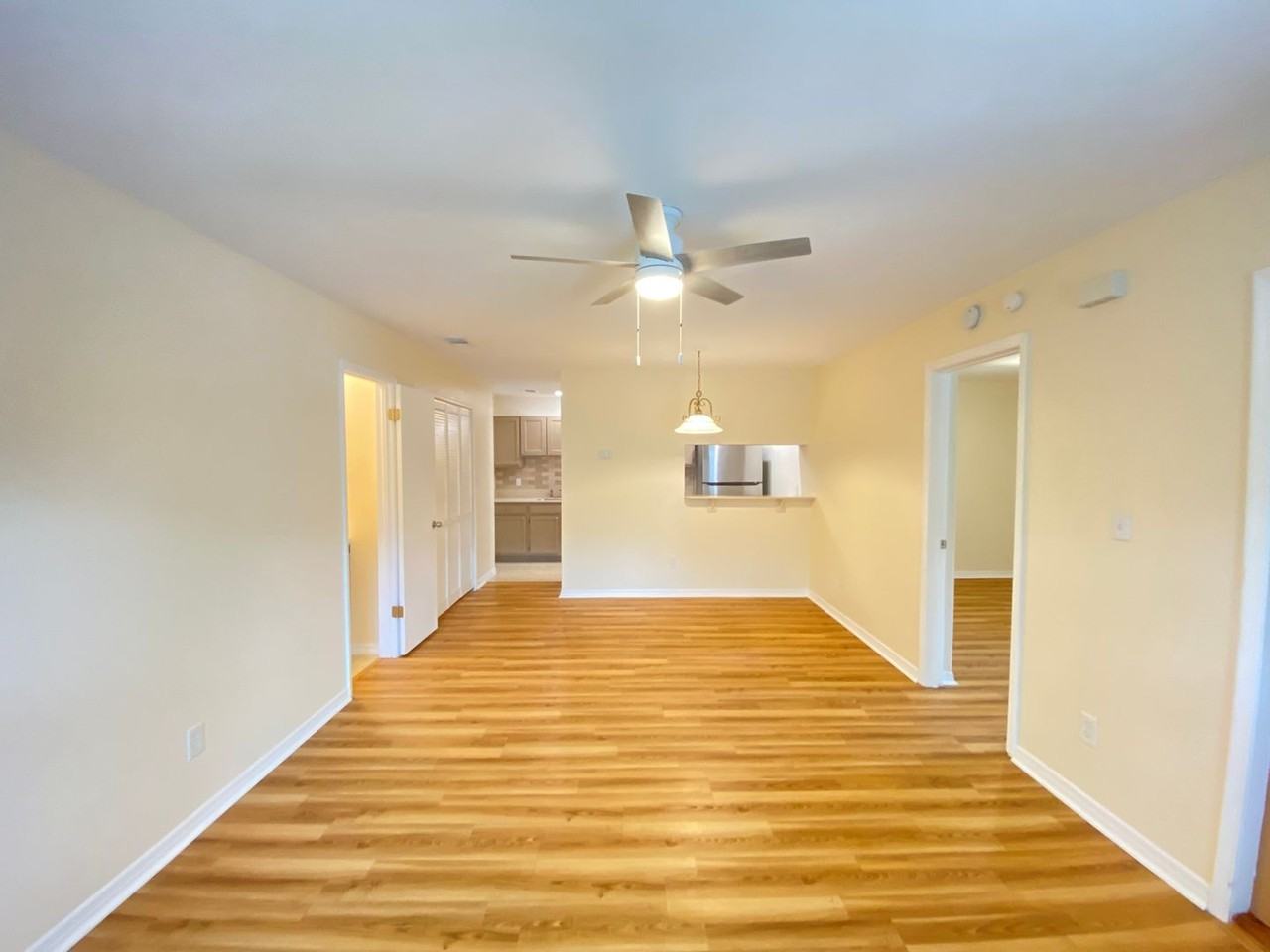 513 Ramsdell Ave - Photo 3 of 31