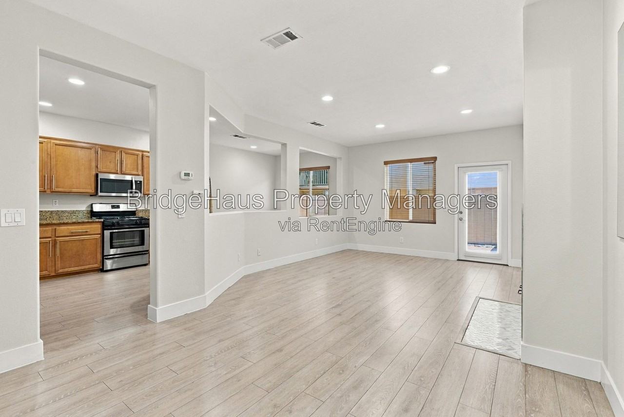 10685 Wexford St #2 - Photo 4 of 29