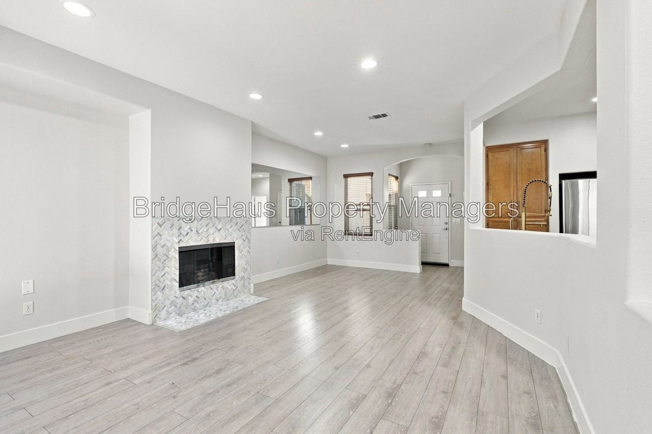 10685 Wexford St #2 - Photo 5 of 29