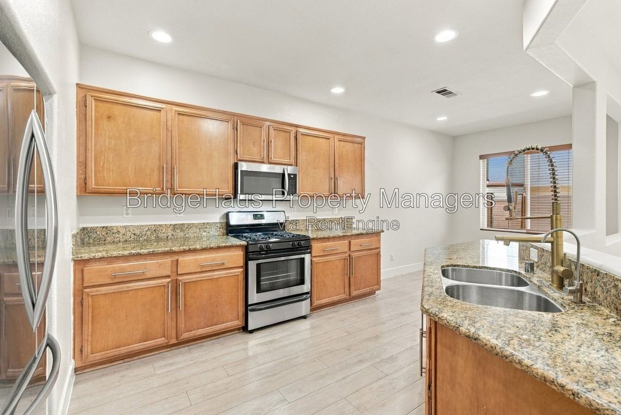 10685 Wexford St #2 - Photo 6 of 29