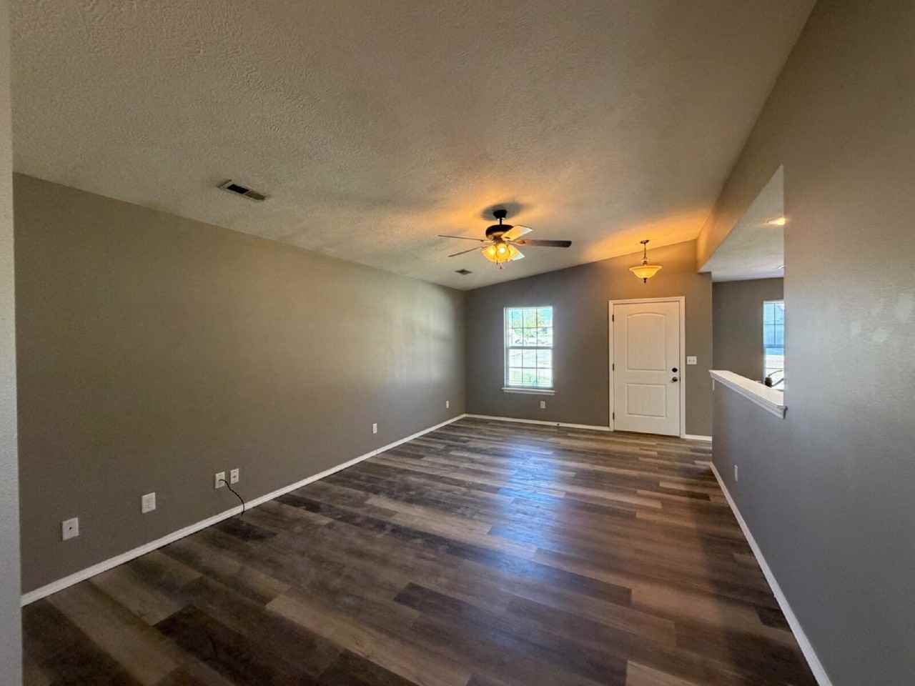 6524 Prairie Cir - Photo 6 of 23