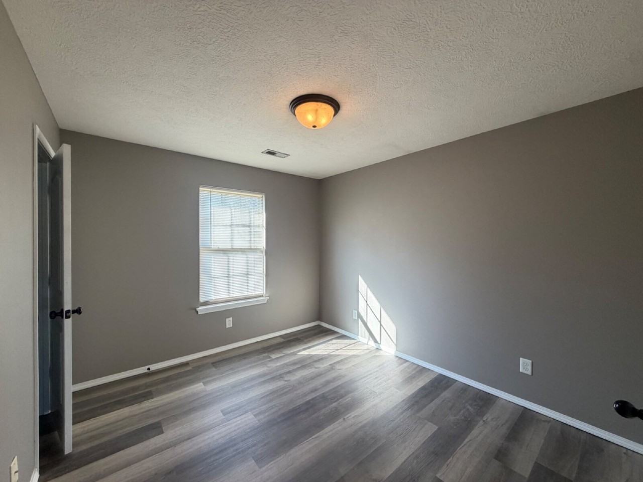 6524 Prairie Cir - Photo 7 of 23
