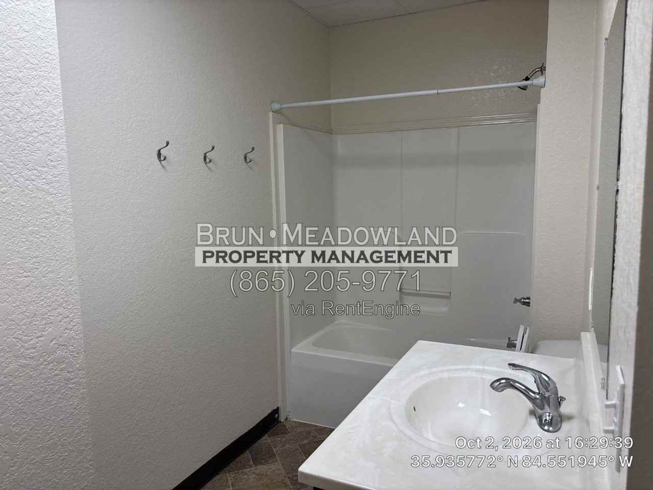 415 Devonia St #303 - Photo 6 of 14