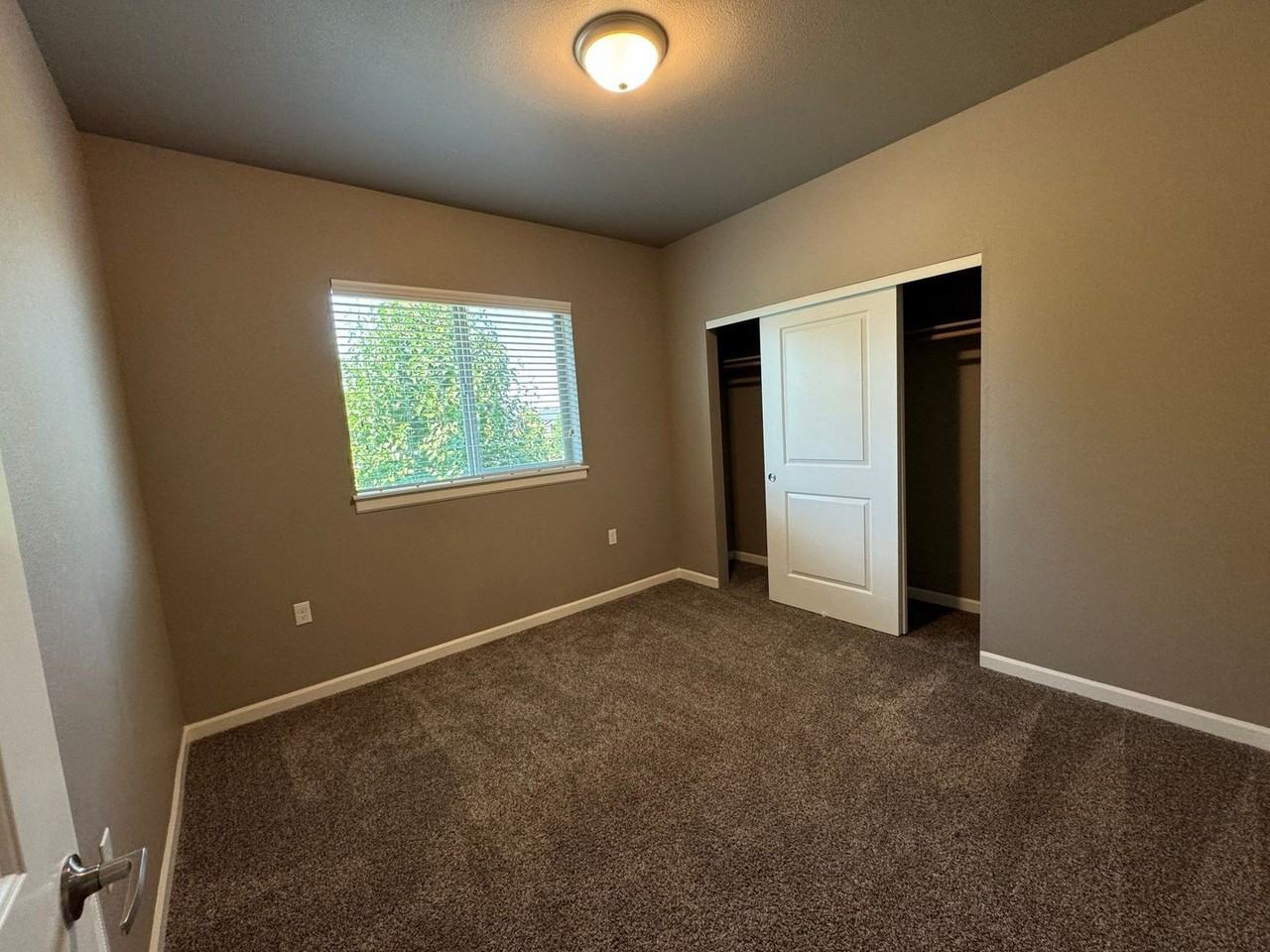 4255 Hawthorne Ave Ne #312 - Photo 6 of 15