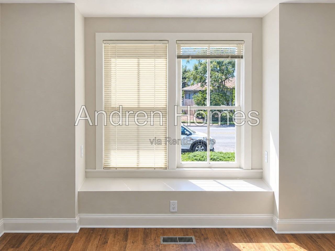 214 King St - Photo 5 of 23
