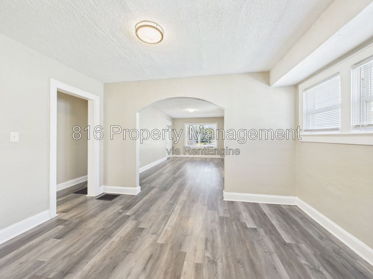 7015 Indiana Ave - Photo 5 of 26