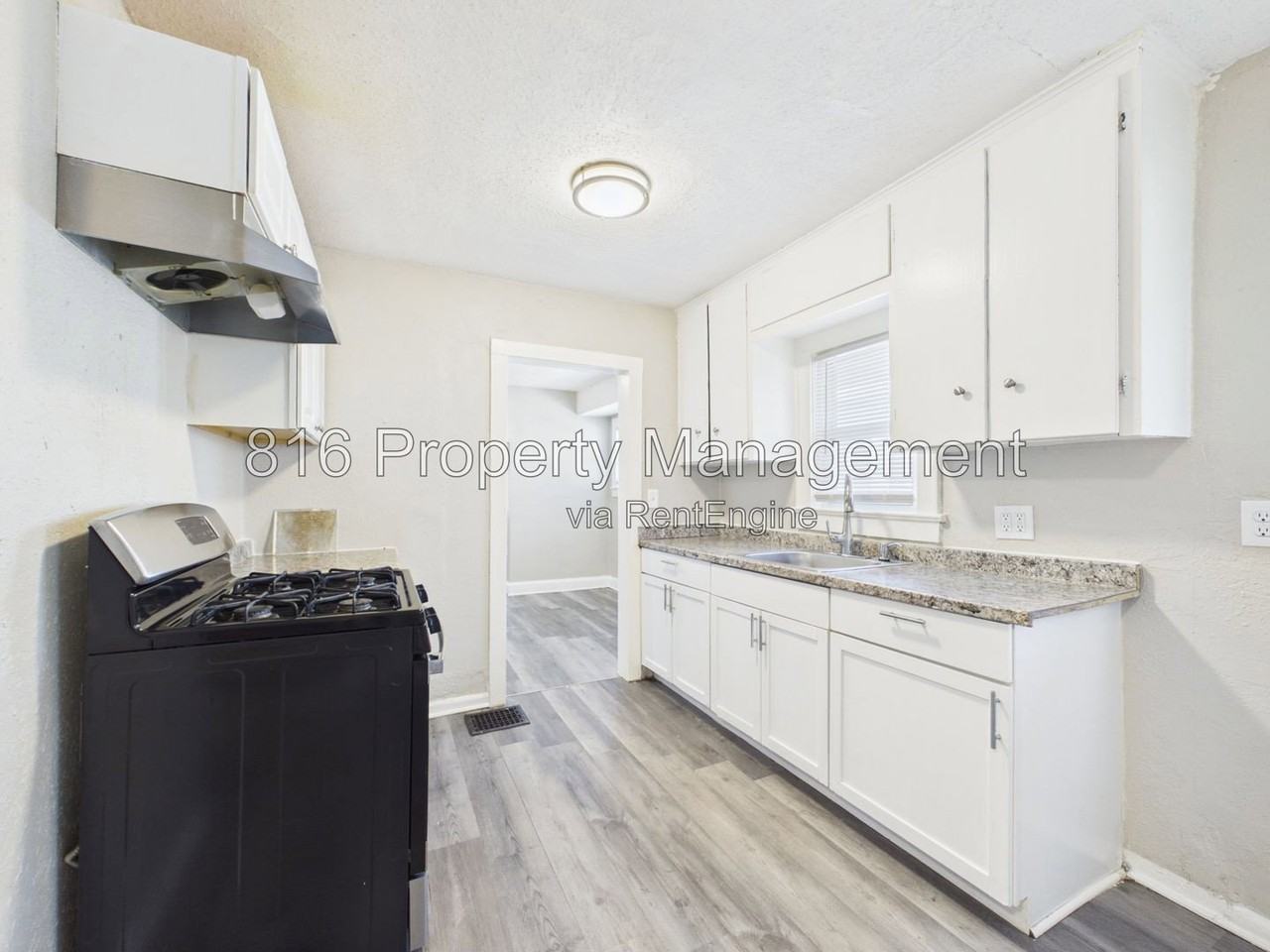 7015 Indiana Ave - Photo 7 of 26